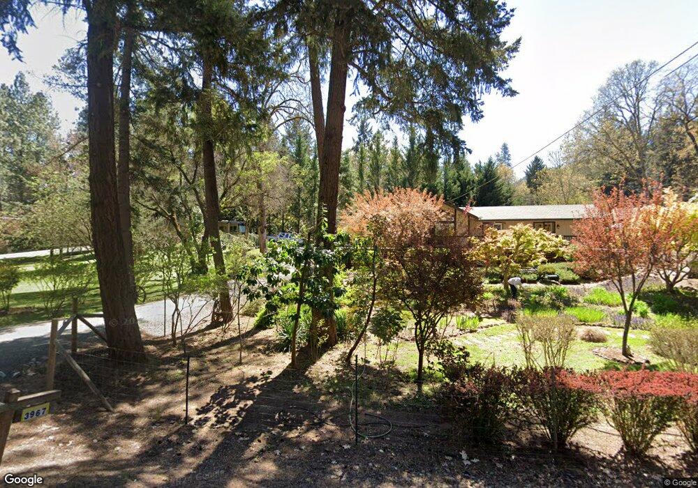 388 Gordon Way N, Grants Pass, OR 97527 - photo 1