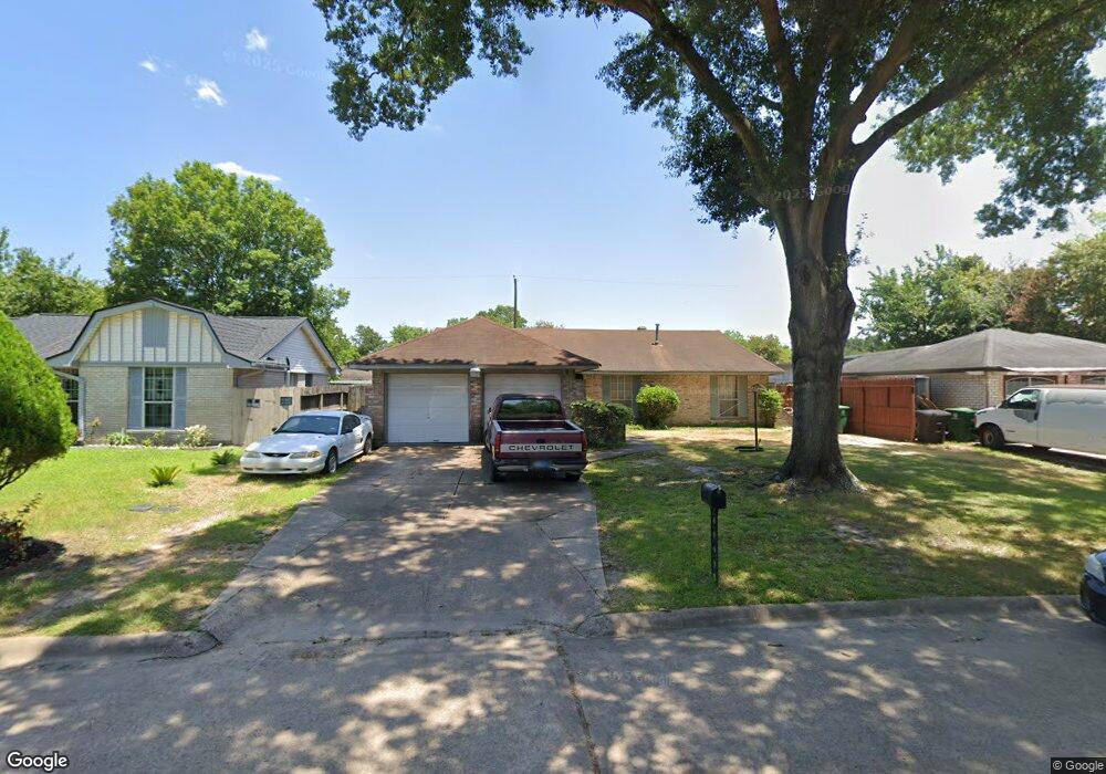 1722 Twinbrooke Dr, Houston, TX 77088 - photo 1
