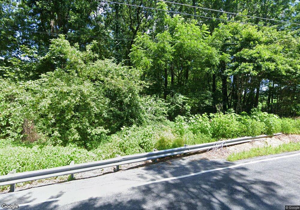 1681 Delabole Rd, Pen Argyl, PA 18072 - photo 1