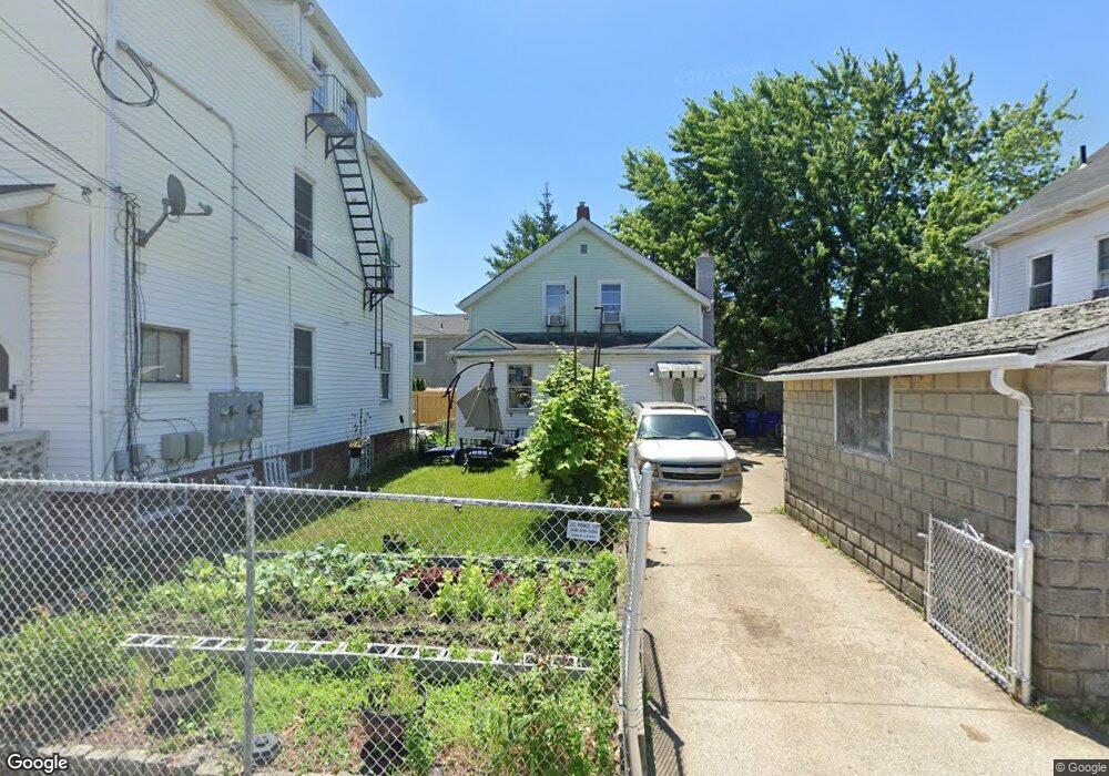 22 Carson St, Pawtucket, RI 02860 - photo 1