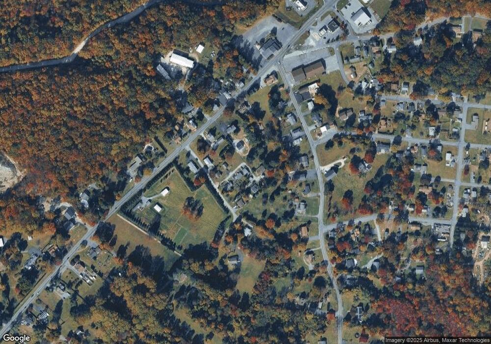 15 Schmeck Ln, Temple, PA 19560 - photo 1