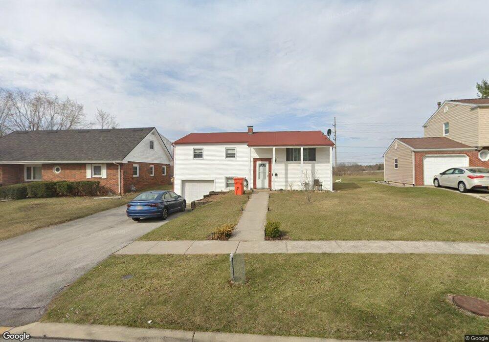2700 Greenacre Dr, Findlay, OH 45840 - photo 1