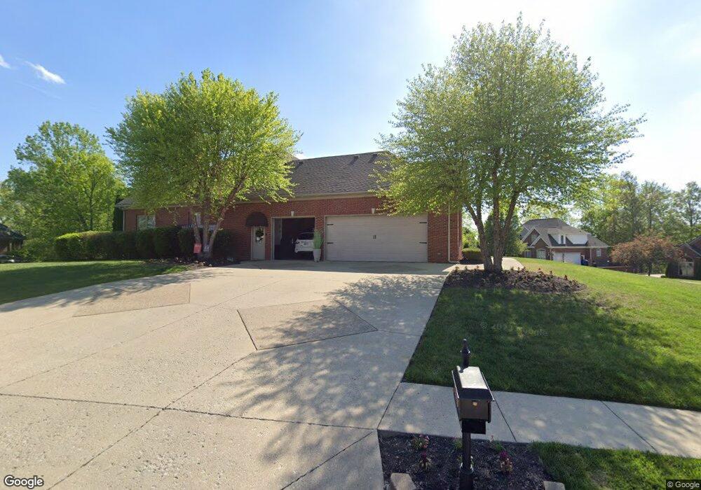 4100 Versailles Ct, Floyds Knobs, IN 47119 - photo 1