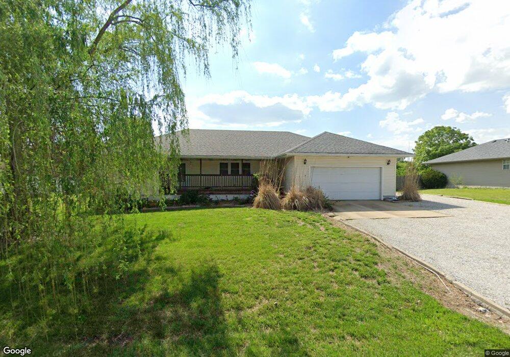 811 N 37th St, Nixa, MO 65714 - photo 1