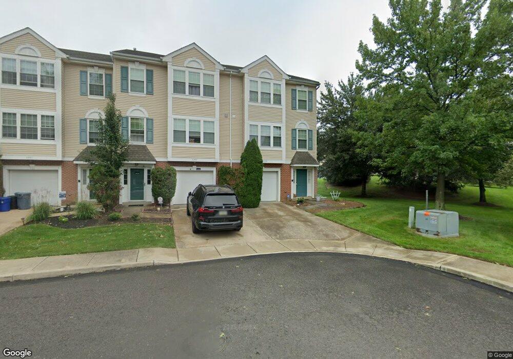 3303 Carriage Ct, North Wales, PA 19454 - photo 1