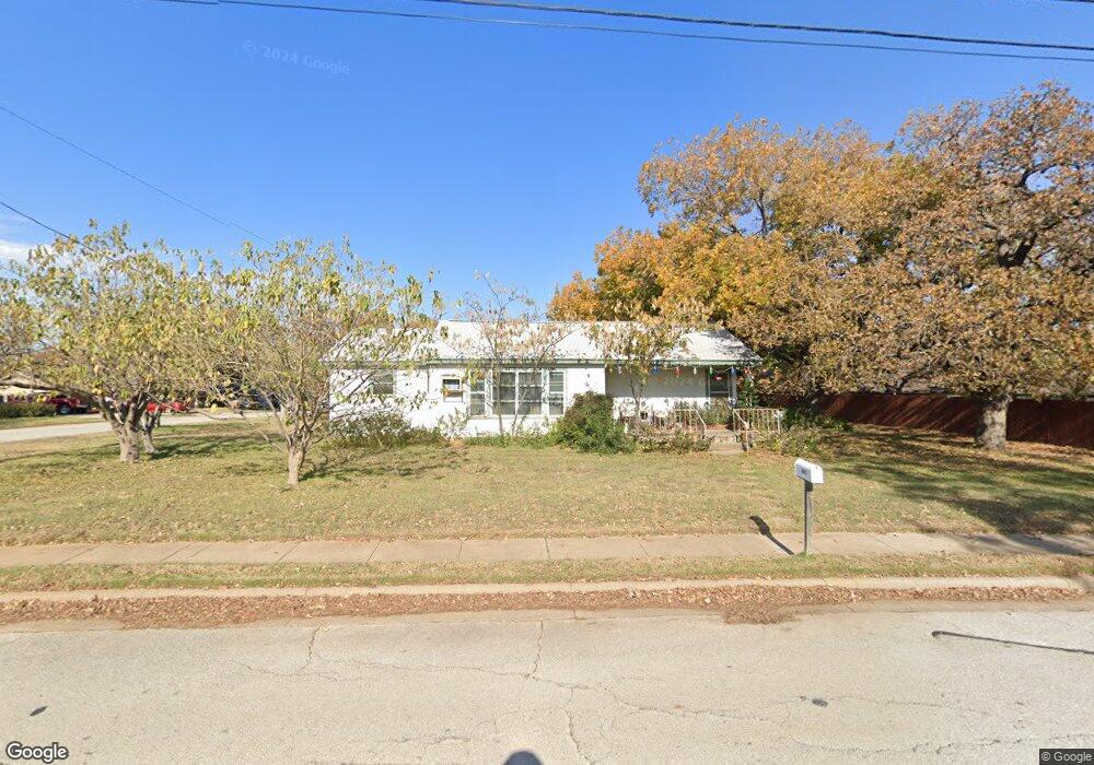 8621 Martin Dr, North Richland Hills, TX 76182 - photo 1