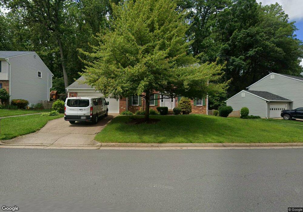 5908 Oakland Park Dr, Burke, VA 22015 - photo 1