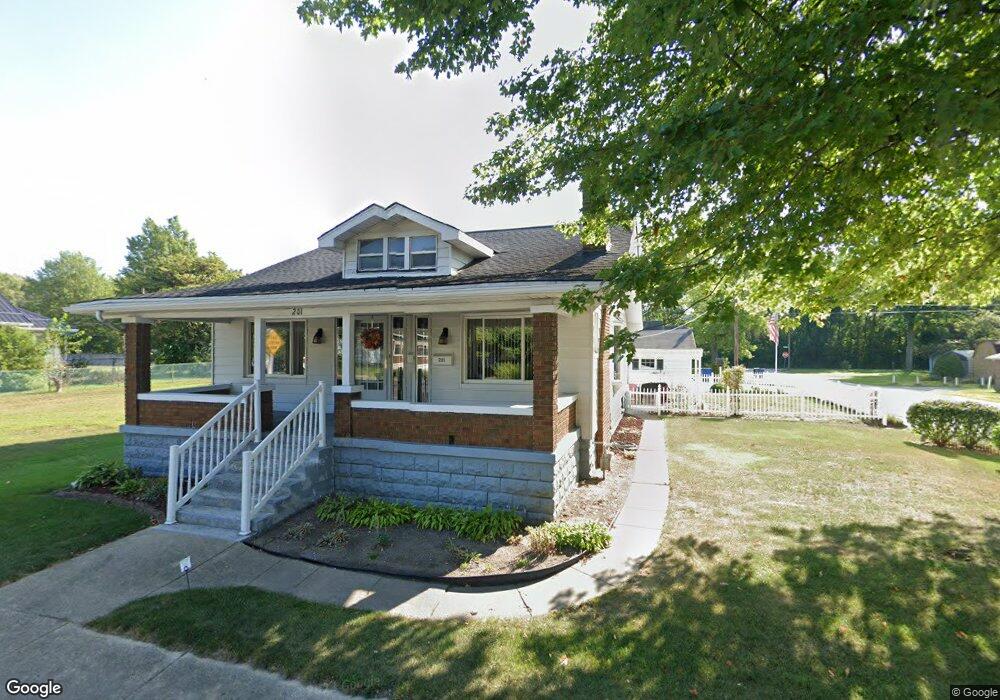 201 Blakely Ave, Terre Haute, IN 47803 - photo 1