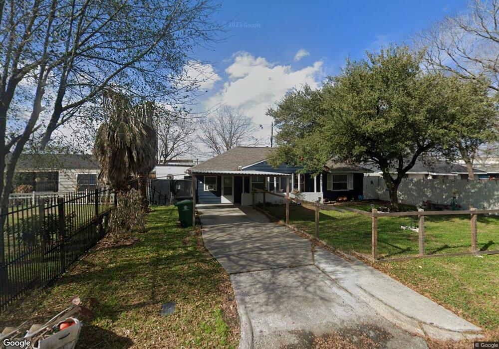 7627 Arnim St, Houston, TX 77087 - photo 1