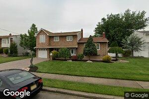 21 Friend St, Port Reading, NJ 07064