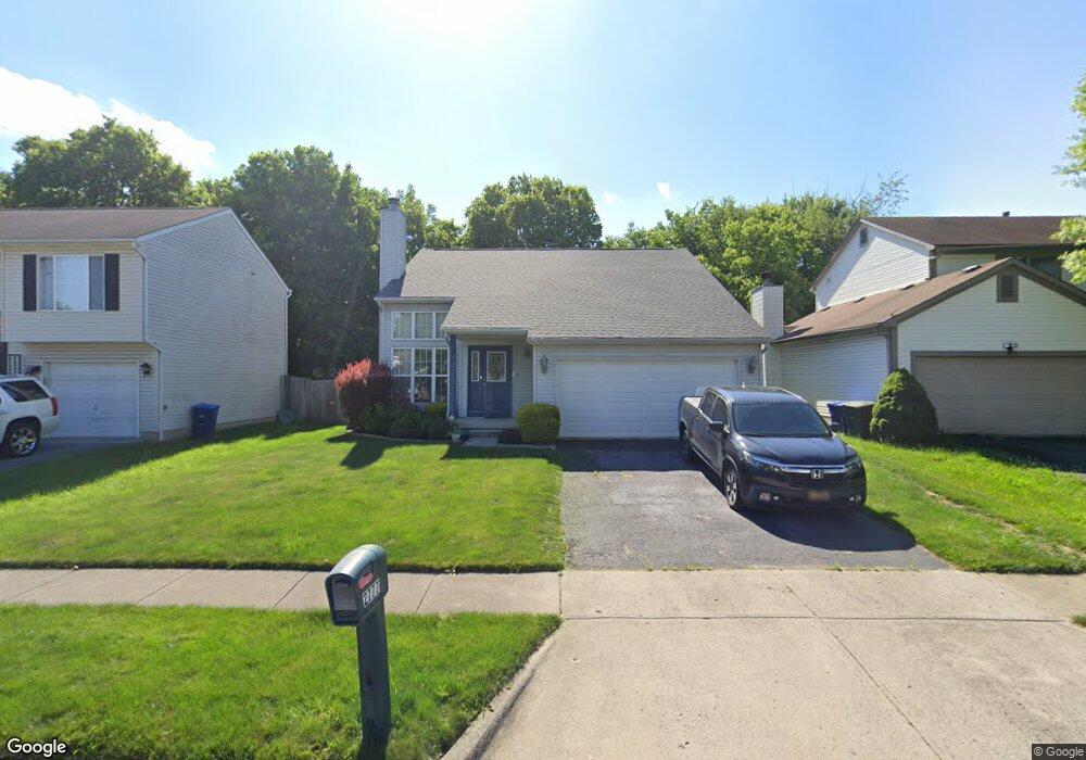 2777 Raphael Dr, Columbus, OH 43232 - photo 1