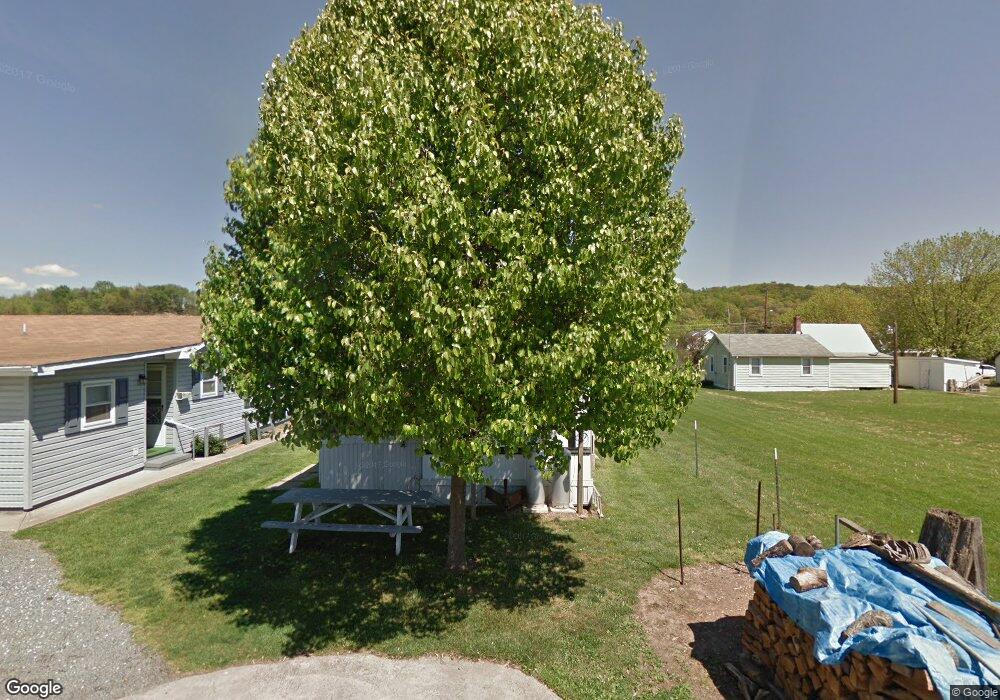 207 Chipley Ln, Moorefield, WV 26836 - photo 1