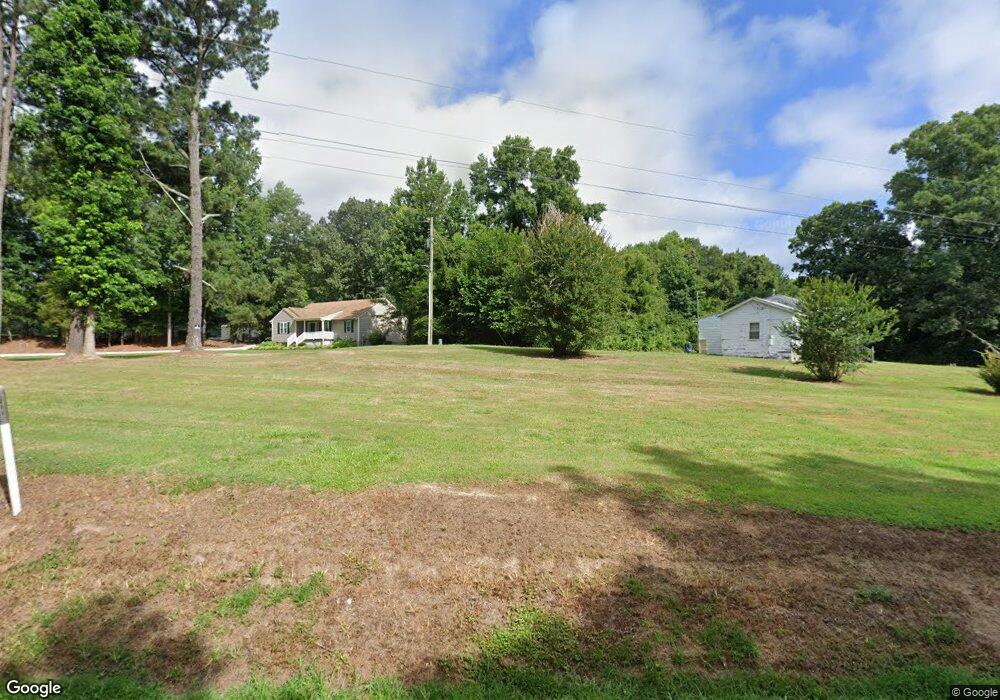 9204 Robin Rd, Disputanta, VA 23842 - photo 1