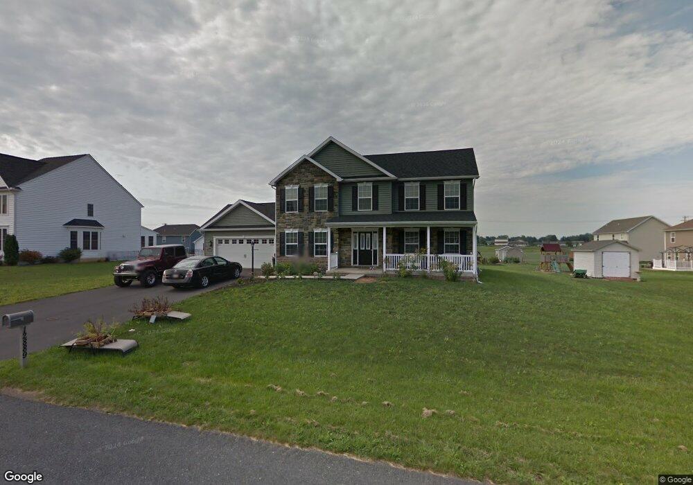 12889 Daybreak Ln, Greencastle, PA 17225 - photo 1