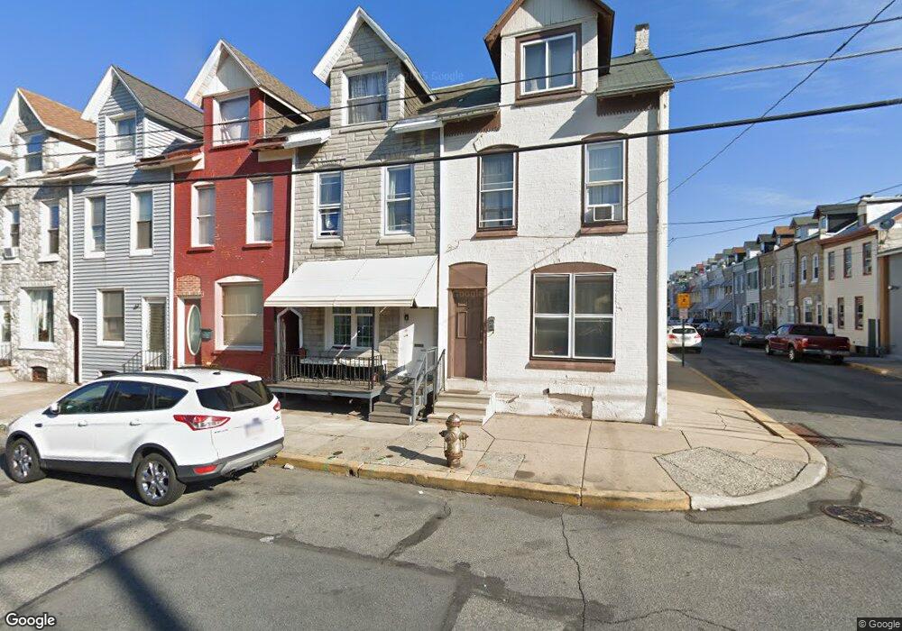 923 Amity St, Reading, PA 19604 - photo 1