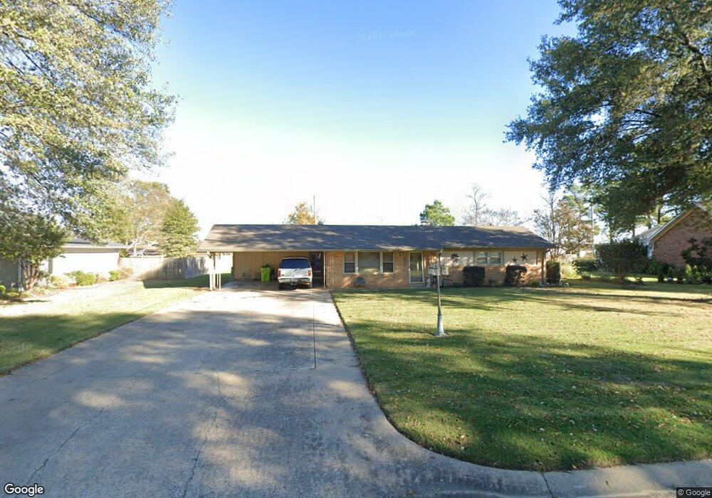 2013 S Prairie St, Stuttgart, AR 72160 - photo 1