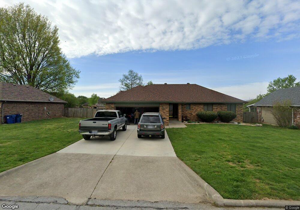 710 W Wasson Dr, Nixa, MO 65714 - photo 1