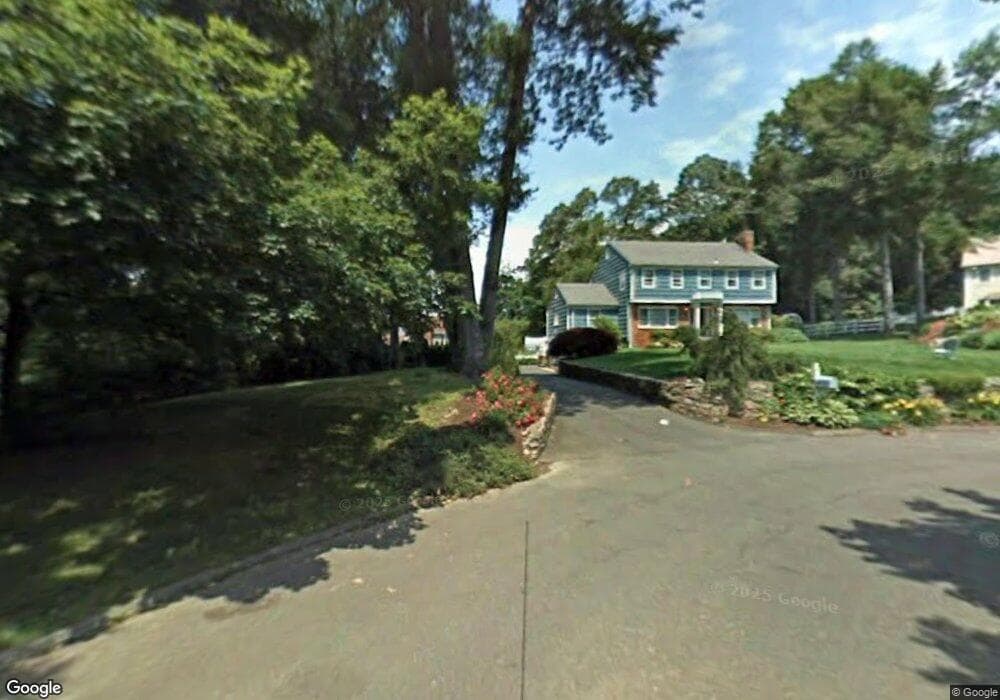 38 Barringer Rd, Darien, CT 06820 - photo 1