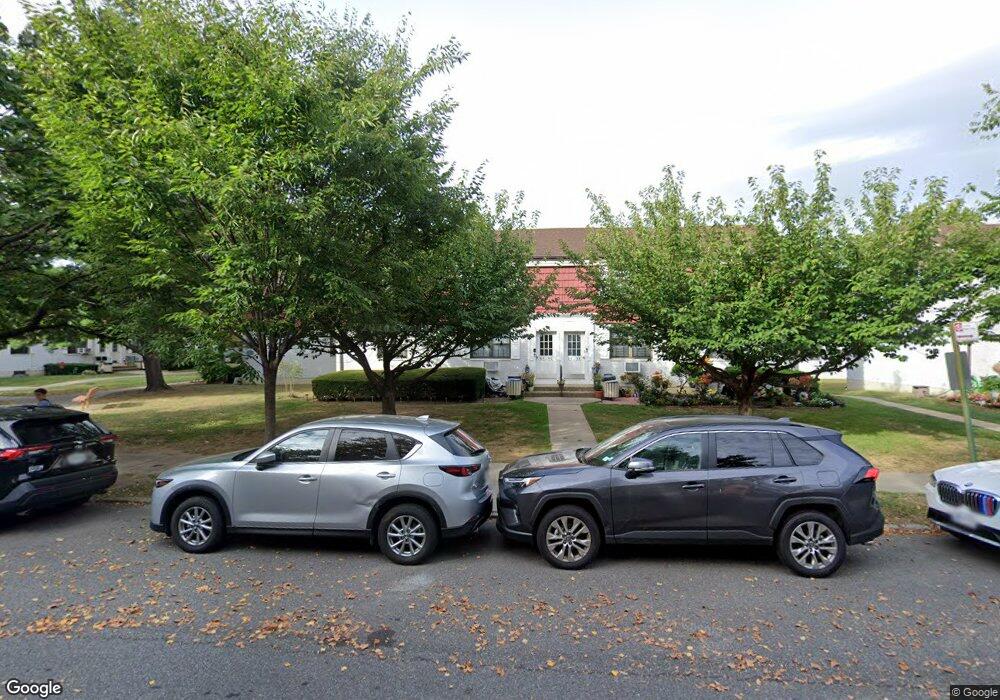 68-40 138th St, Flushing, NY 11367 - photo 1