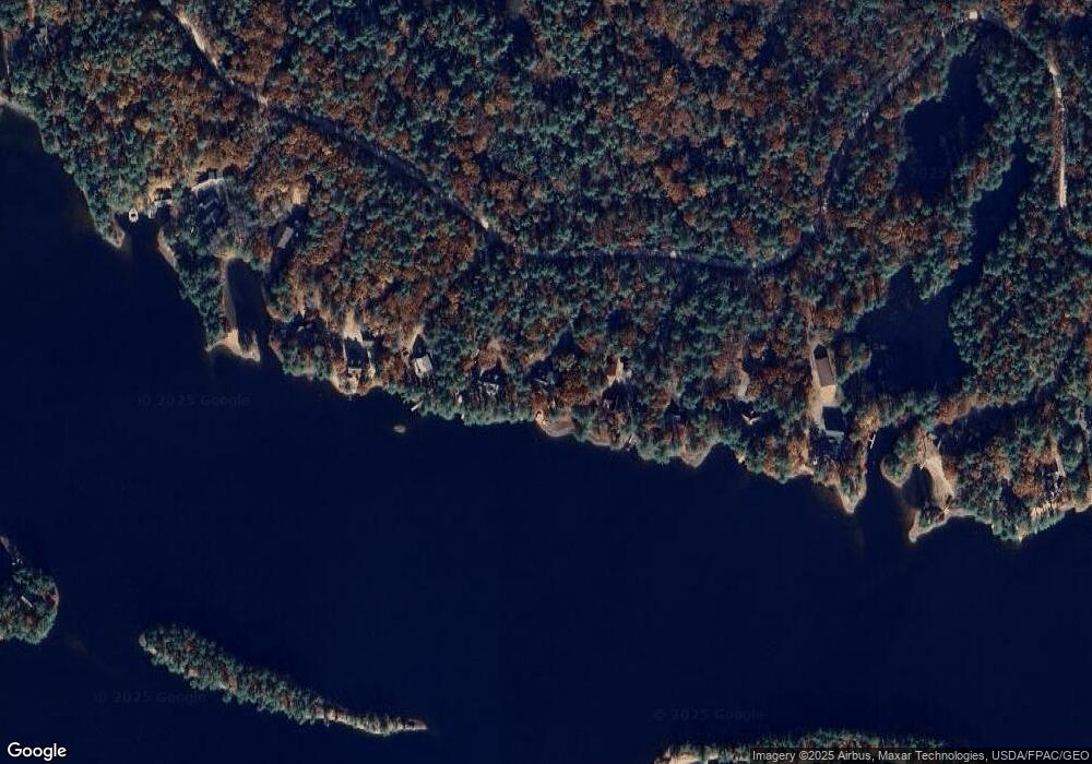 215 Virginia Ln, East Wakefield, NH 03830 - photo 1