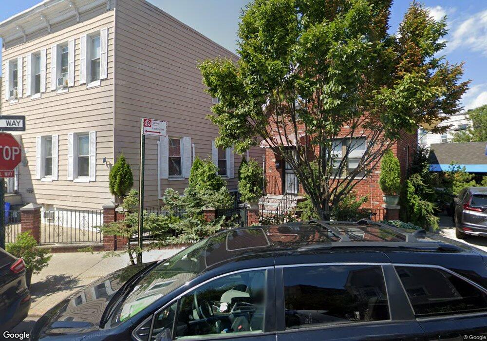 4128 Newtown Rd, Astoria, NY 11103 - photo 1