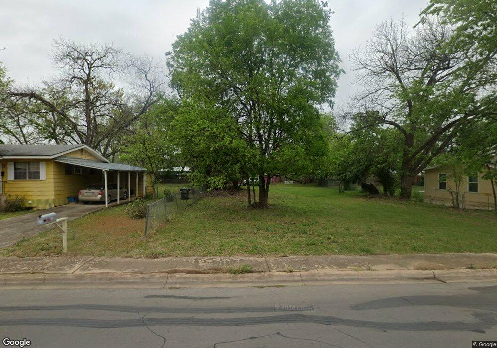 315 E Grove St, San Marcos, TX 78666 - photo 1