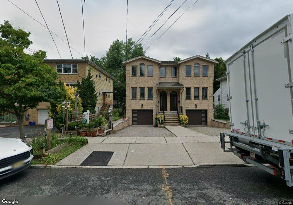 333 Highland Ave unit A, Palisades Park, NJ 07650 - photo 1