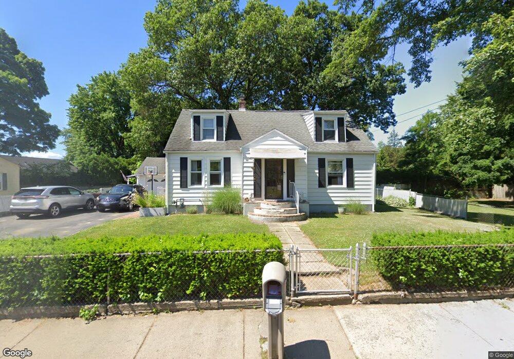 27 Baltimore Ave, Springfield, MA 01119 - photo 1