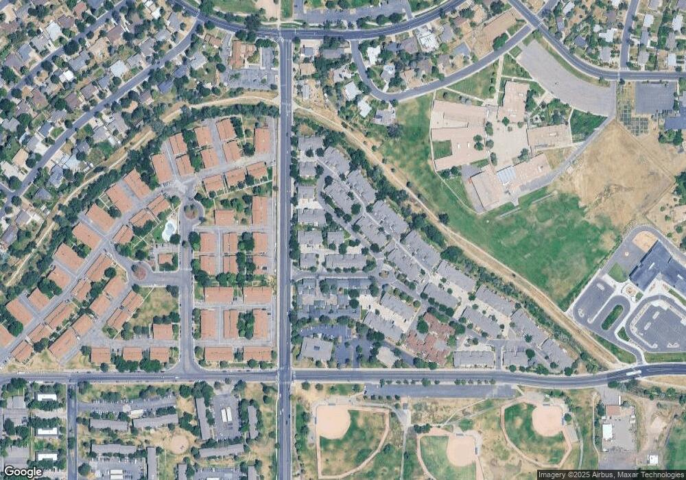 12135 E 2nd Dr, Aurora, CO 80011 - photo 1