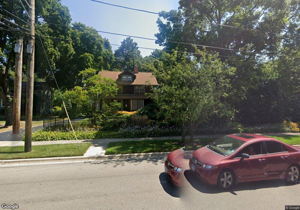 945 N Sheridan Rd, Waukegan, IL 60085 - photo 1