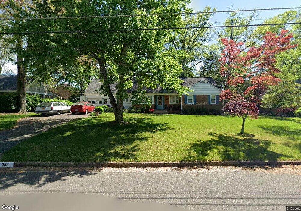 2101 Prices Ln, Alexandria, VA 22308 - photo 1