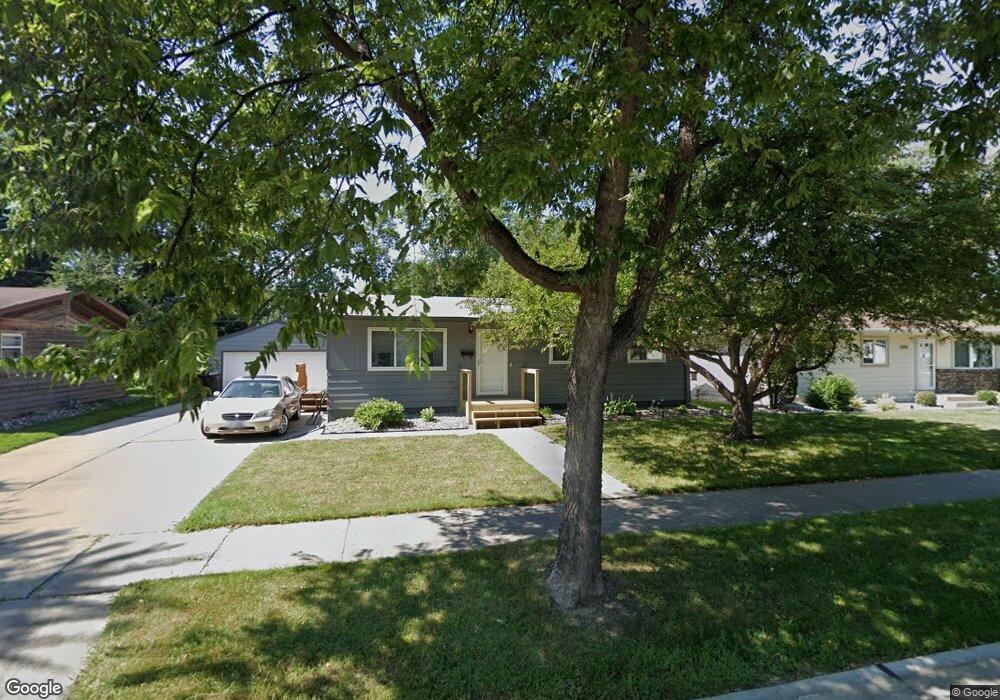 1722 S 17th St, Grand Forks, ND 58201 - photo 1