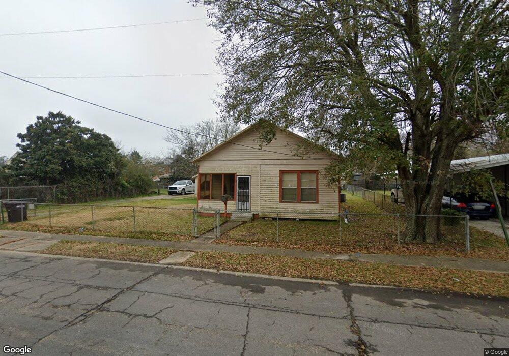 815 Providence St, New Iberia, LA 70560 - photo 1