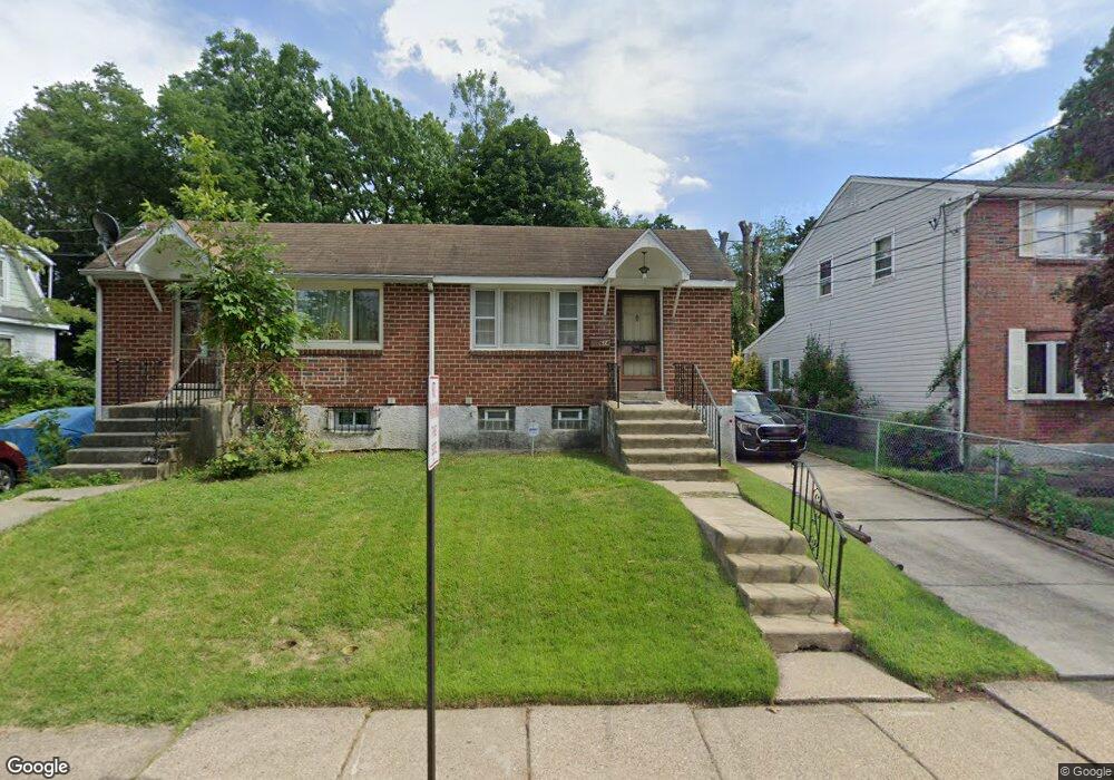 614 Beechwood Ave, Darby, PA 19023 - photo 1