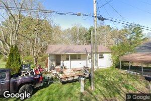 111 3rd Ave N, Loretto, TN 38469