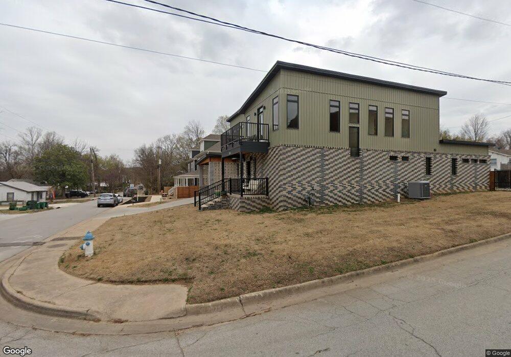 703 S Washington Ave, Fayetteville, AR 72701 - photo 1