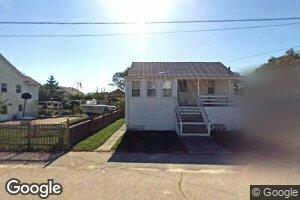 52 H St Unit 3, Hull, MA 02045