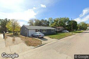 304 W Pine St, Philip, SD 57567