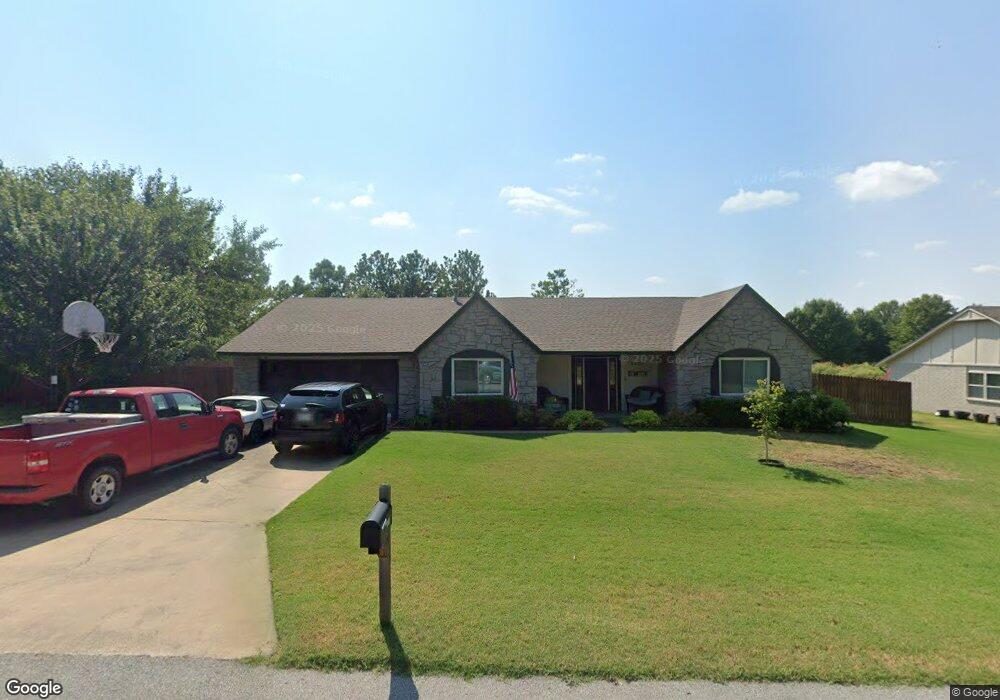 8408 S Kalanchoe Ave, Broken Arrow, OK 74011 - photo 1