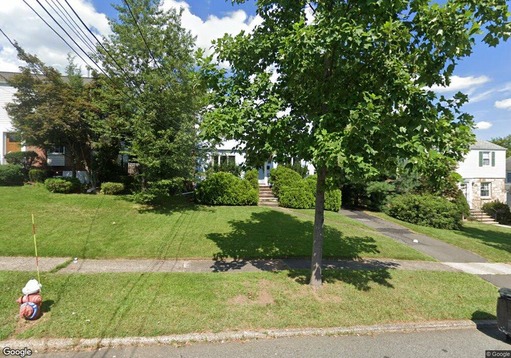 236 Dorchester Rd, River Edge, NJ 07661 - photo 1