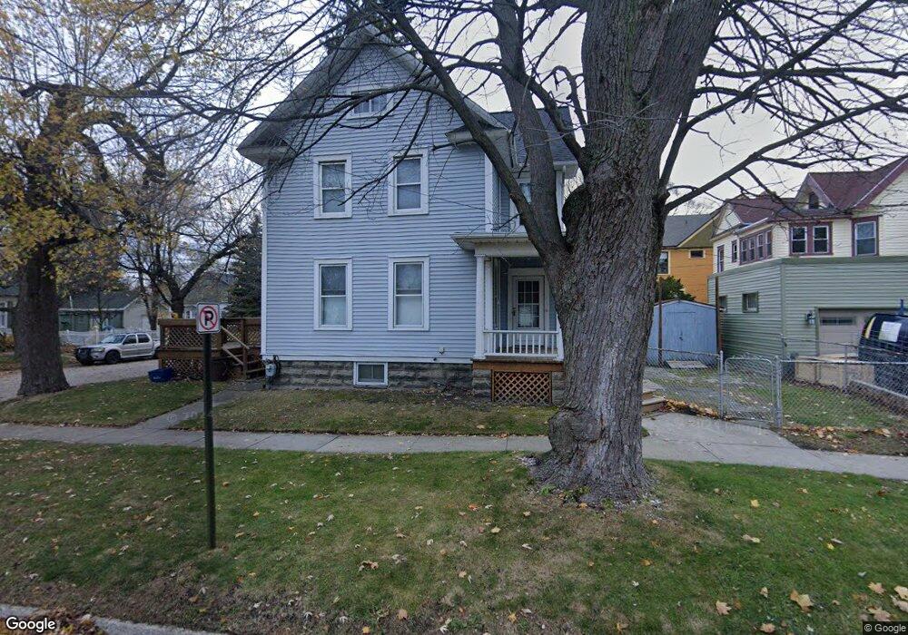 517 Minnie St, Port Huron, MI 48060 - photo 1