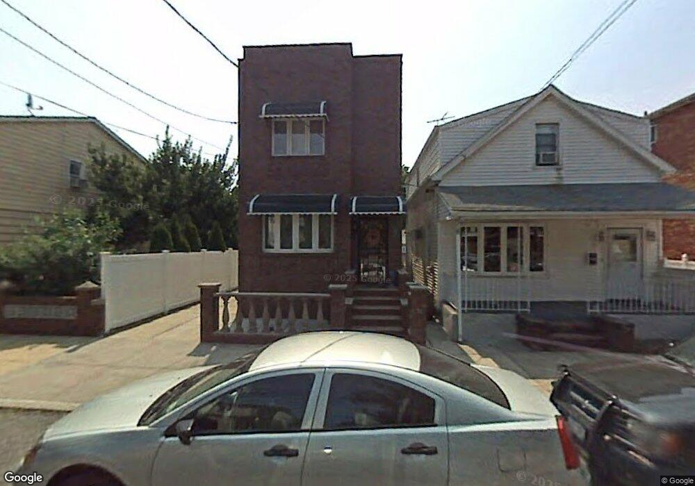 7170 58th Rd, Maspeth, NY 11378 - photo 1