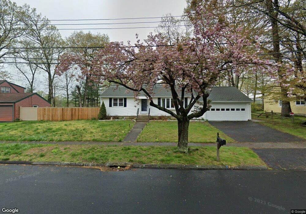 175 Deerfield Dr, Stratford, CT 06614 - photo 1