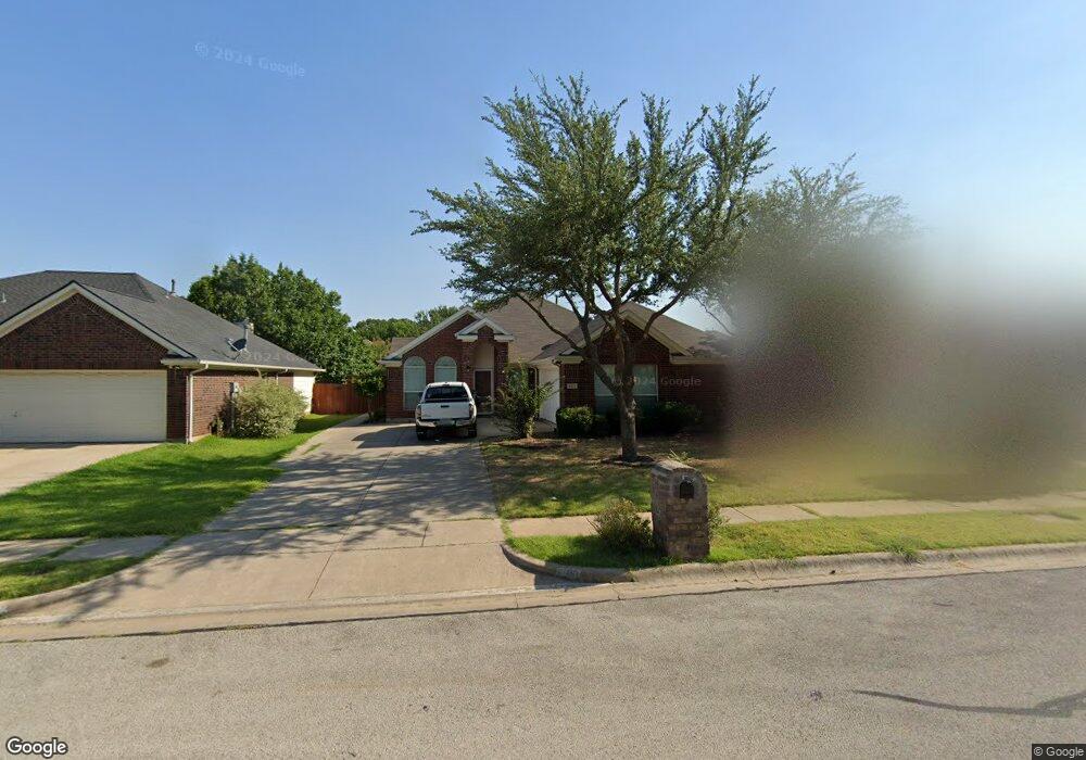 905 Circle View Ln, Denton, TX 76210 - photo 1