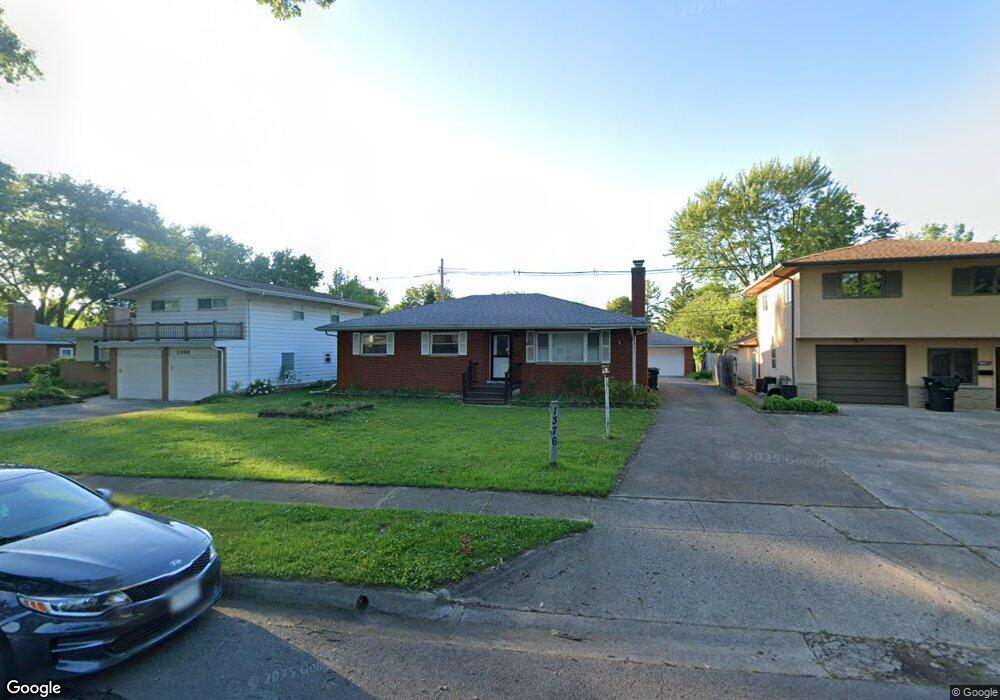 1376 Redwood Ct, Columbus, OH 43229 - photo 1