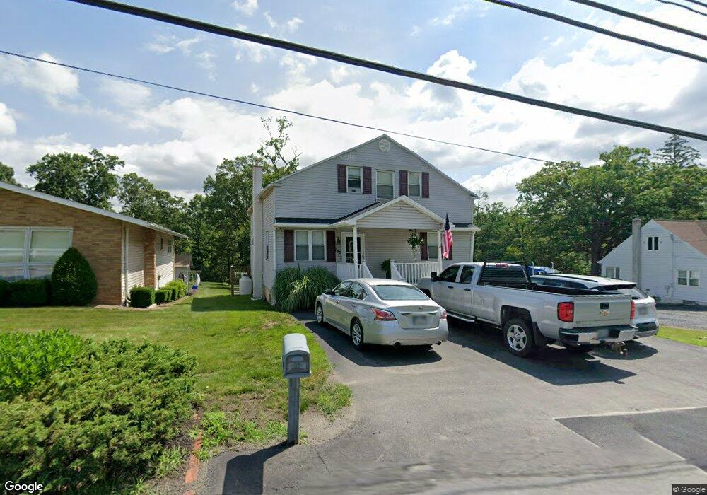 645 Suscon Rd, Pittston, PA 18640 - photo 1