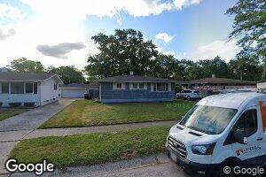 48 Arrowhead Dr, Thornton, IL 60476