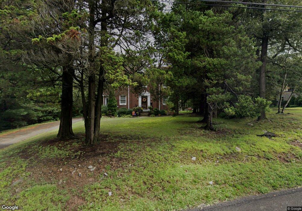 981 E Broad St, Hazleton, PA 18201 - photo 1