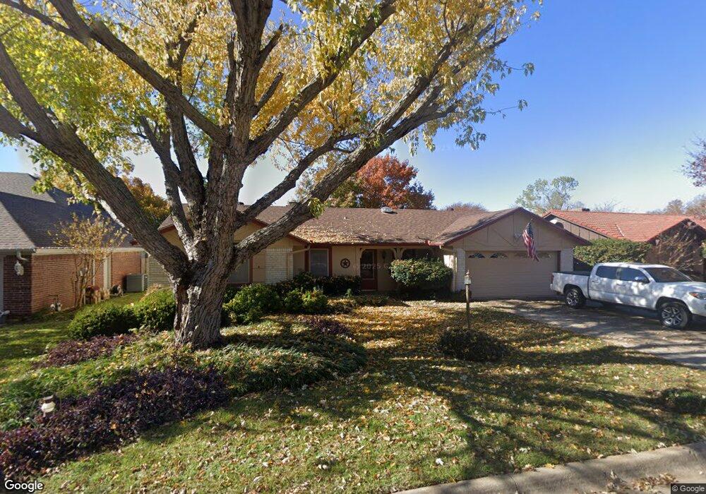 241 Billy Creek Dr, Hurst, TX 76053 - photo 1