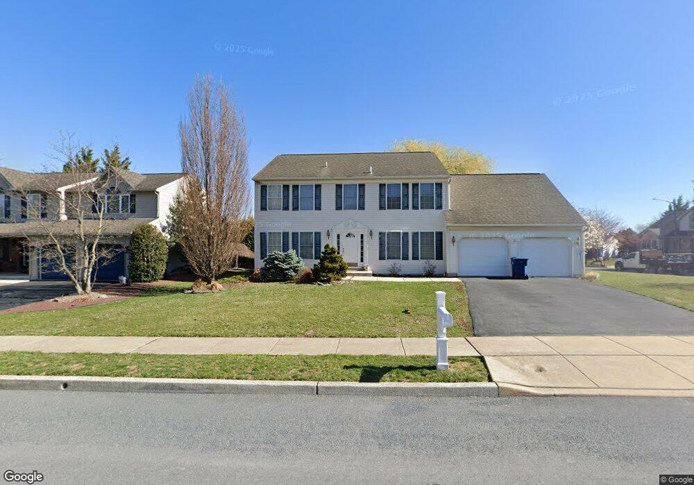 3501 Mohegan Dr, Reading, PA 19608 - photo 1